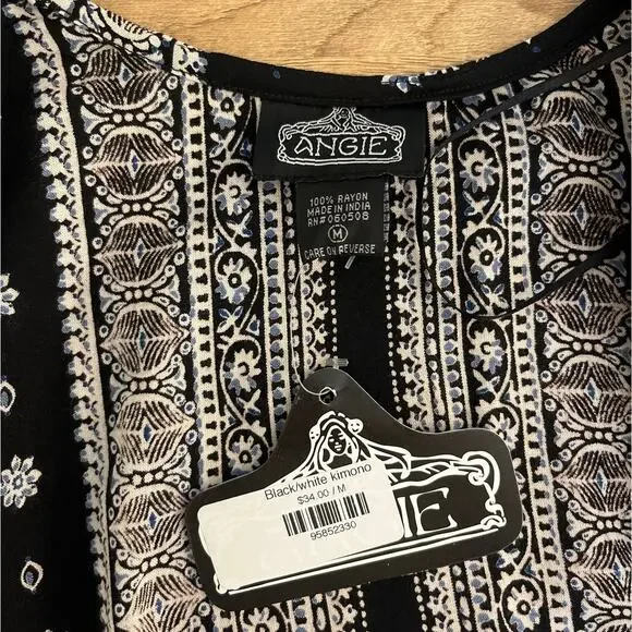 Angie Black White Bandana Print Kimono Sz Medium Boho Festival Beach Western NWT - Picture 3 of 6